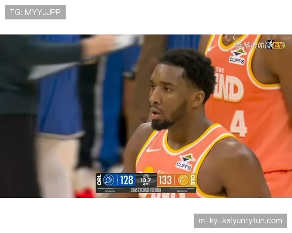 米切尔突破篮下频频得手 拉开与近季防守差异